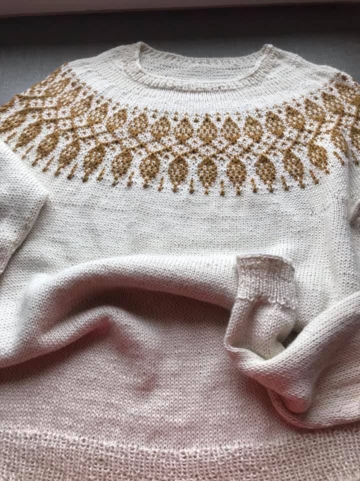 Humulus Pullover